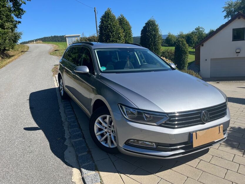 VW Passat Variant 74.500 km 15.400 € Geiersthal 94244