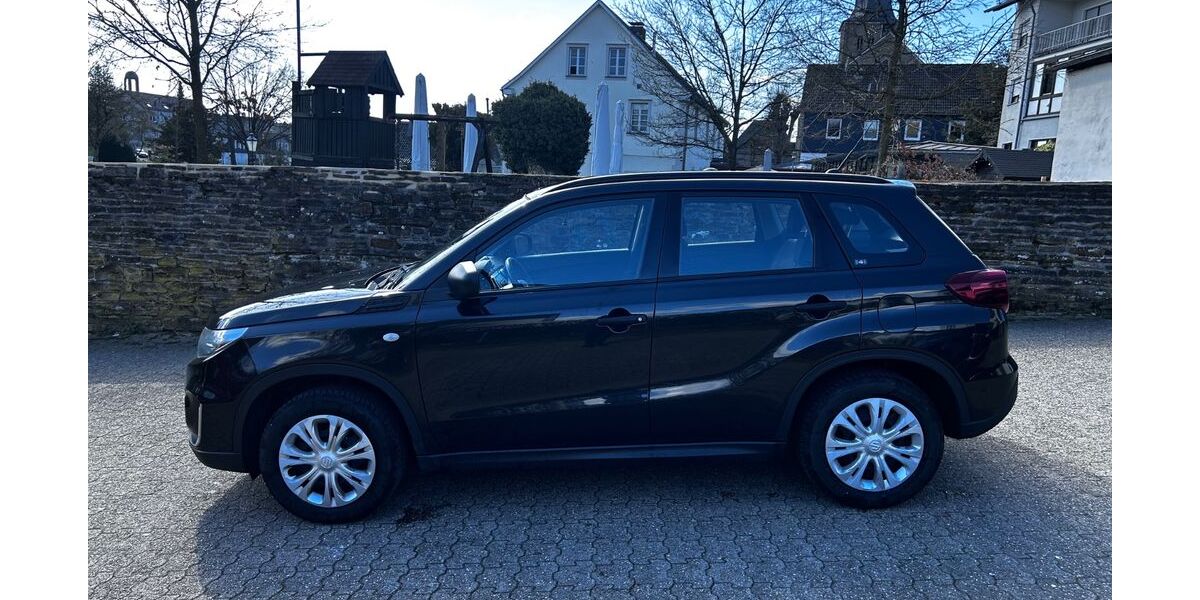 Suzuki Vitara 120.000 km 14.900 &euro; Lindlar 51789