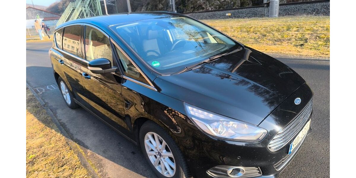 Ford S-Max 200.000 km 11.900 &euro; Tharandt 01737