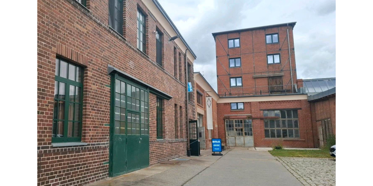 Freies Atelier in Künstlergemeinschaft | Vulkanfiber-Fabrik zimmer