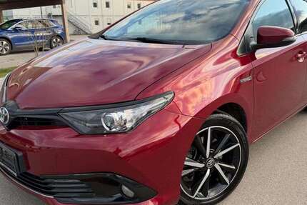 Toyota Auris 85.000 km 15.850 &euro; Neuching 85467