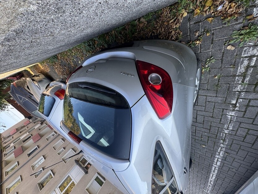 Opel Corsa D 165.000 km 1.050 € Duisburg 47051