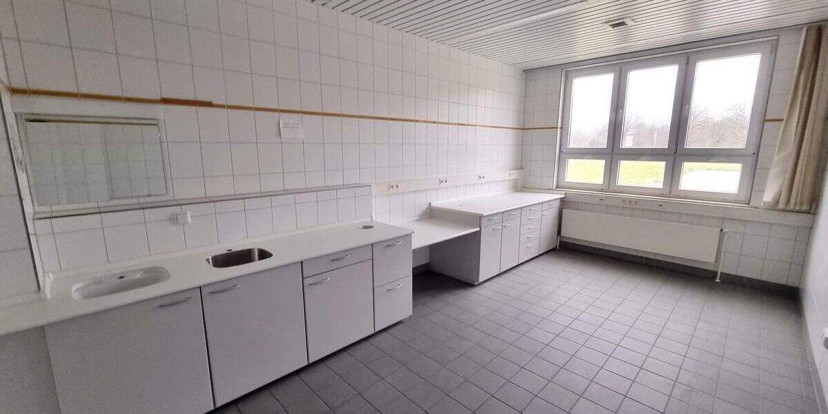 Gewerbeobjekt Stavenhagen OT Basepohl Basepohl - 99.000&euro; | Angebot:25804597