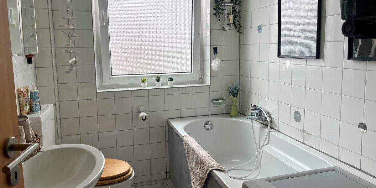 Etagenwohnung Bad Zwischenahn Bad Zwischenahn II - 3 Zimmer, 67 m&sup2;, 160.000&euro; | Angebot:25247722