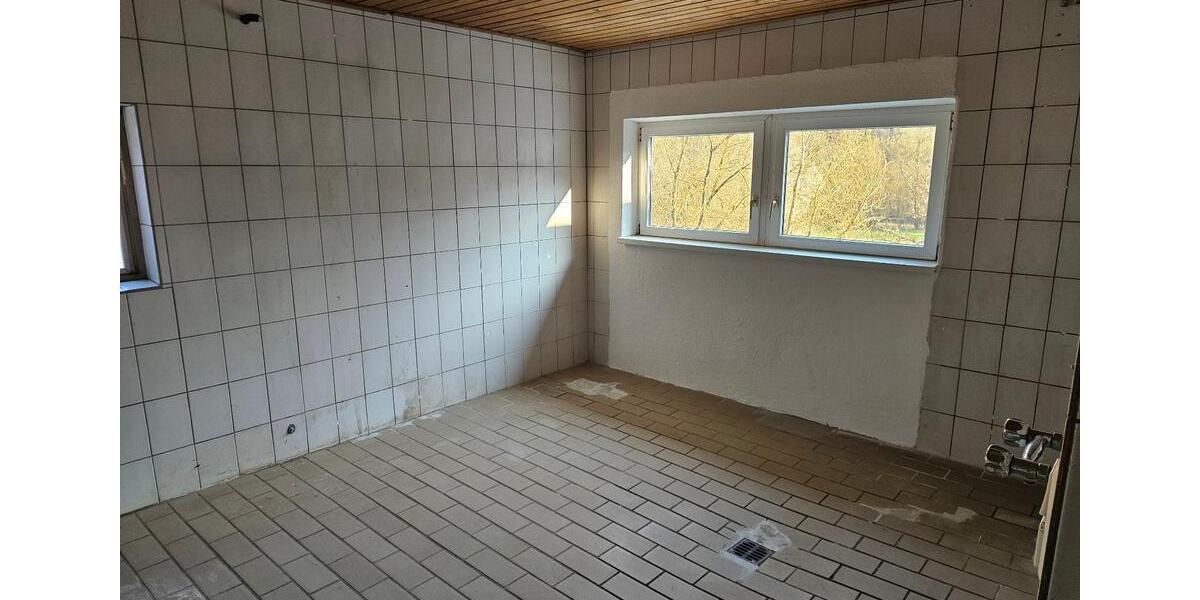 Gewerbeobjekt Höttingen - 2.250&euro; | Angebot:25790532
