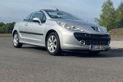 Peugeot 207 172.000 km 2.999 &euro; Papenburg 26871