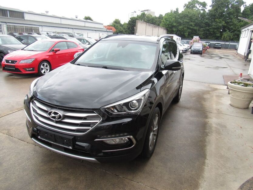 Hyundai SANTA FE 148.600 km 15.990 € Leverkusen 51371