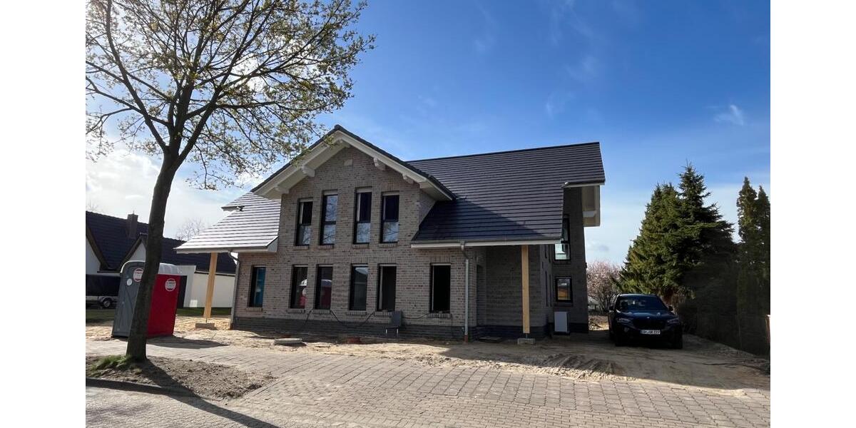 Doppelhaushälfte Weyhe - 4 Zimmer, 133 m&sup2;, 1.700&euro; | Angebot:26225553