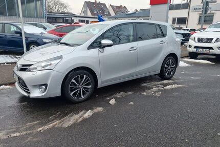 Toyota Verso 134.300 km 14.600 &euro; dreieich 63303