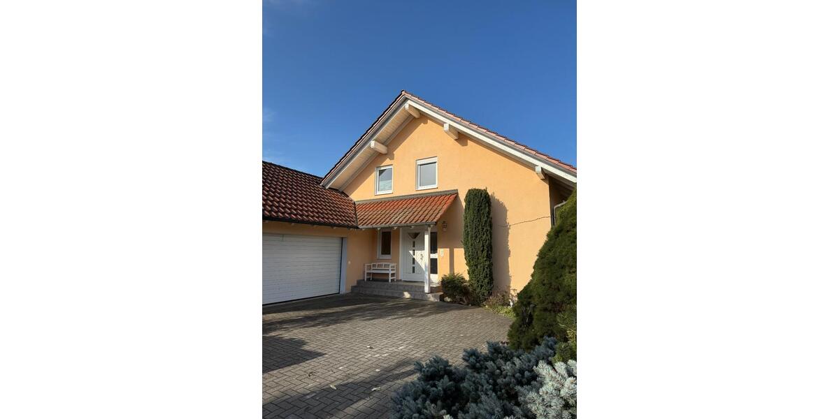 Einfamilienhaus Straubing - 5 Zimmer, 160 m&sup2;, 1.450&euro; | Angebot:25431384