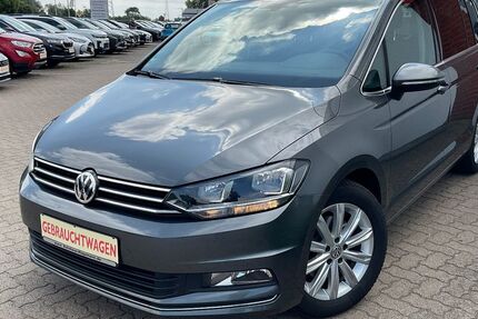 VW Touran 124.223 km 18.880 &euro; Boizenburg 19258