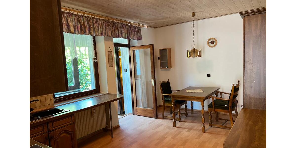 Doppelhaushälfte Saarbrücken West - 7 Zimmer, 145 m&sup2;, 190.000&euro; | Angebot:27030267