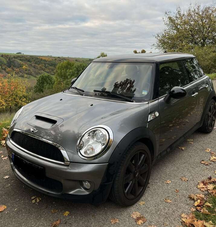Mini Cooper S 82.000 km 11.900 € Niederstetten 97996