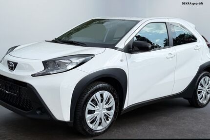 Toyota Aygo (X) 15.671 km 16.780 &euro; Bielefeld 33609