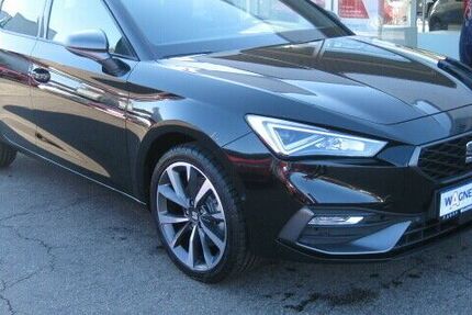 Seat Leon 33.500 km 22.980 € Waldheim 04736