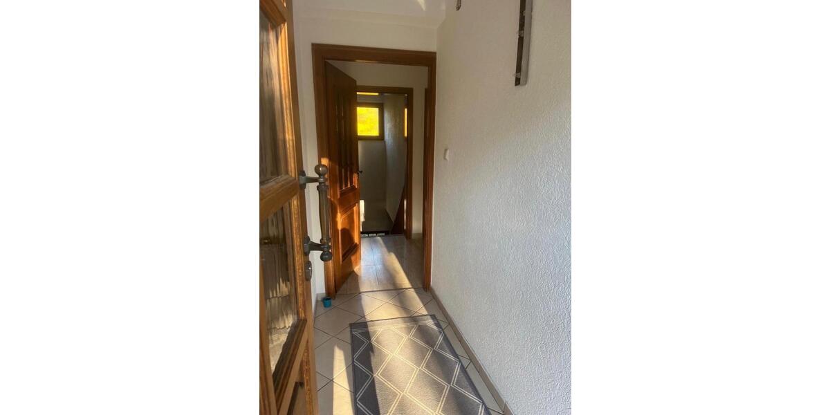 Doppelhaushälfte Hessisch Lichtenau - 8 Zimmer, 128 m&sup2;, 215.000&euro; | Angebot:26048226