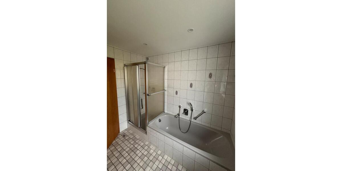 Erdgeschoßwohnung Stödtlen - 3.5 Zimmer, 85 m&sup2;, 600&euro; | Angebot:26563724