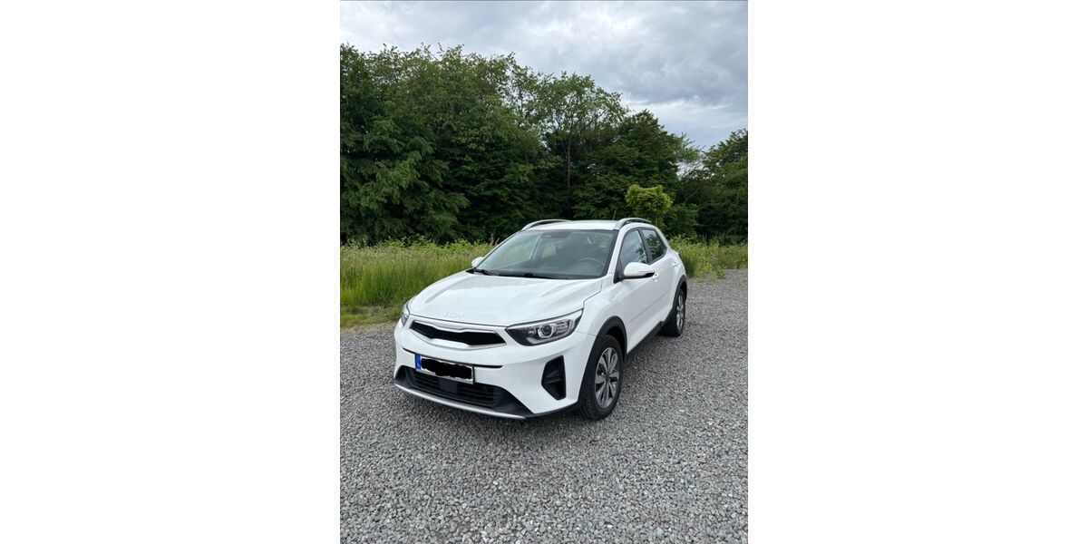 Kia Stonic 53.000 km 15.400 &euro; Much 53804
