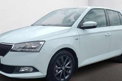 Skoda Fabia 32.000 km 12.690 &euro; Bad Elster 08645