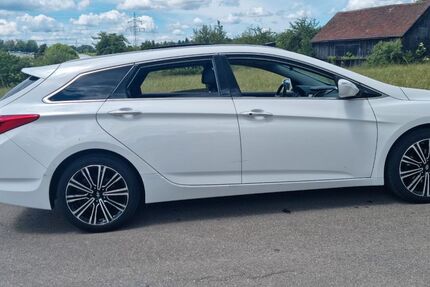 Hyundai i40 200.000 km 5.900 &euro; Magstadt (in der Nähe von Stuttgart) 71106