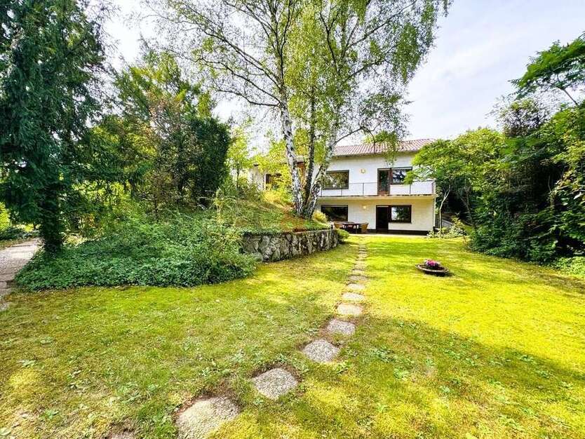 Haus zum Kaufen in Maintal Hochstadt 779.000 € 220.66 m² 6 zimmer