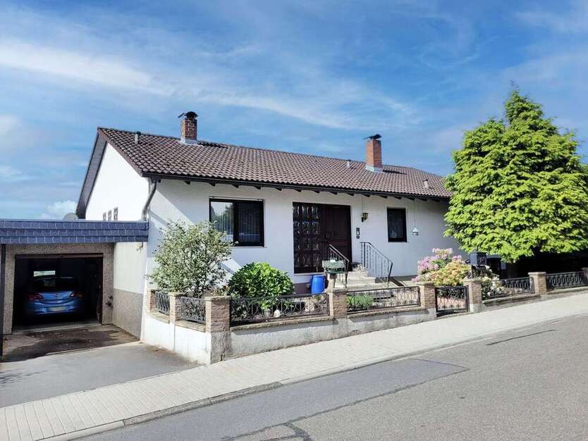 Haus zum Kaufen in Wiesenbach 449.000 € 187 m²