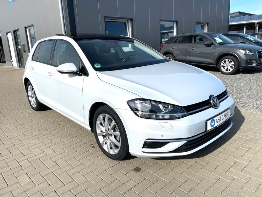 VW Golf 63.896 km 17.490 € Zülpich 53909
