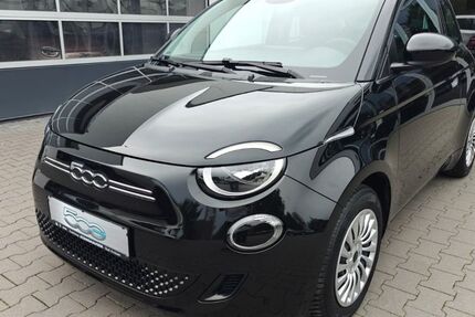 Fiat 500e 14.800 km 24.450 &euro; Bad Arolsen 34454