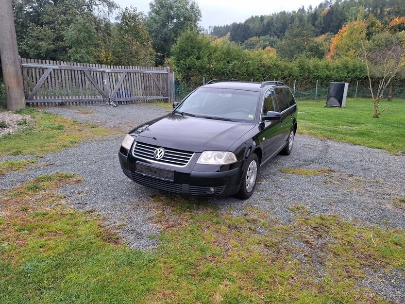 VW Passat Variant 241.000 km 2.000 € Marktrodach 96364