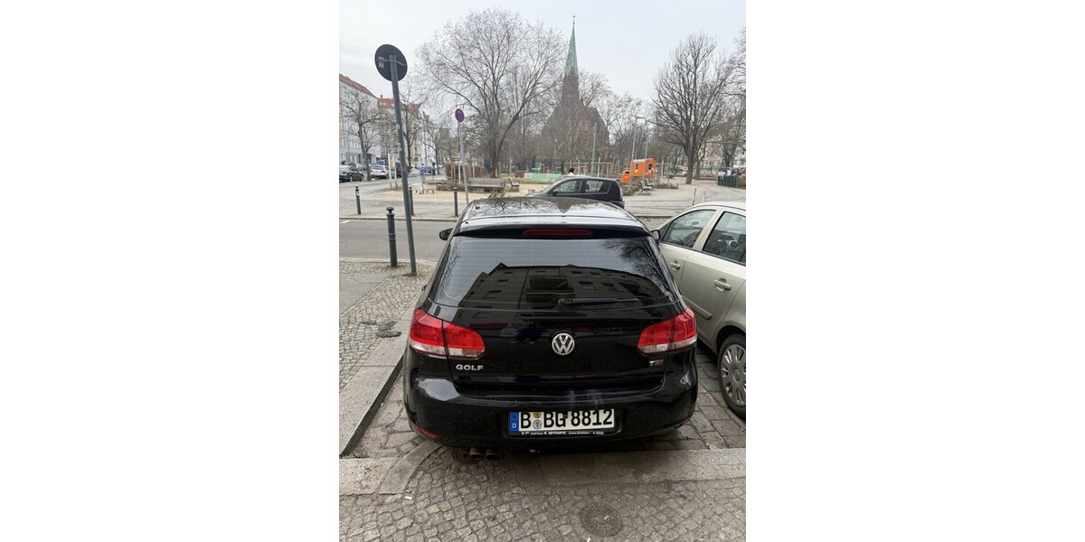 VW Golf VI 215.000 km 3.800 &euro; Berlin 10178