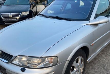 Opel Vectra 130.312 km 2.900 &euro; Neumünster 24537
