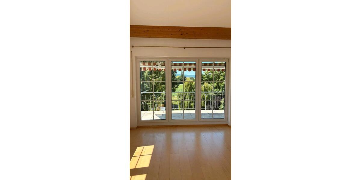 Dachgeschoßwohnung Nördlingen - 3 Zimmer, 90 m&sup2;, 980&euro; | Angebot:26297646