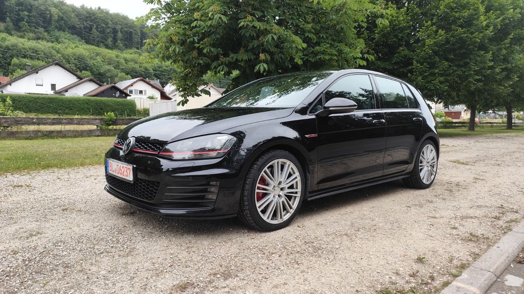 VW Golf 92.100 km 15.499 &euro; Straßberg 72479