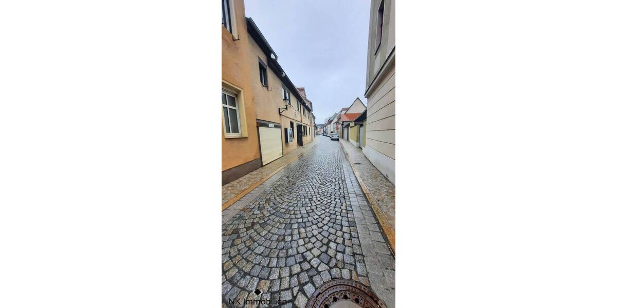 Mehrfamilienhaus, Wohnhaus Naumburg - 1 Zimmer, 220 m&sup2;, 135.000&euro; | Angebot:25692293
