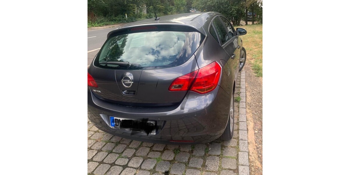 Opel opel astra j 192.570 km 3.490 &euro; Heimbach 52396