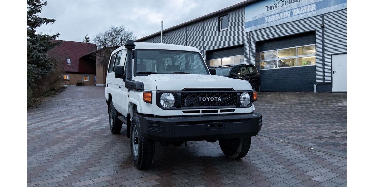 Toyota Land Cruiser 20 km 62.200 &euro; Markt Bibart 91477