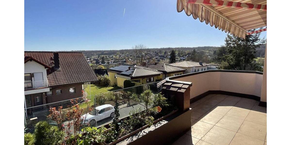 Einfamilienhaus Bad Kissingen Garitz - 8 Zimmer, 198 m&sup2;, 430.000&euro; | Angebot:26388813