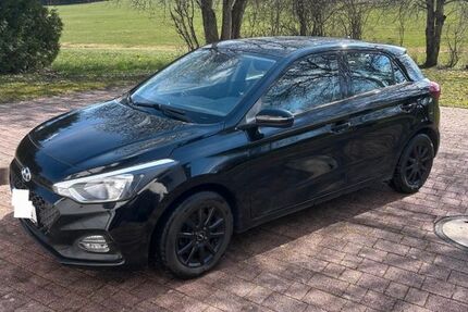 Hyundai i20 41.150 km 12.500 &euro; Dinkelsbühl 91550