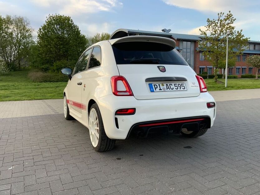 595 Competizione