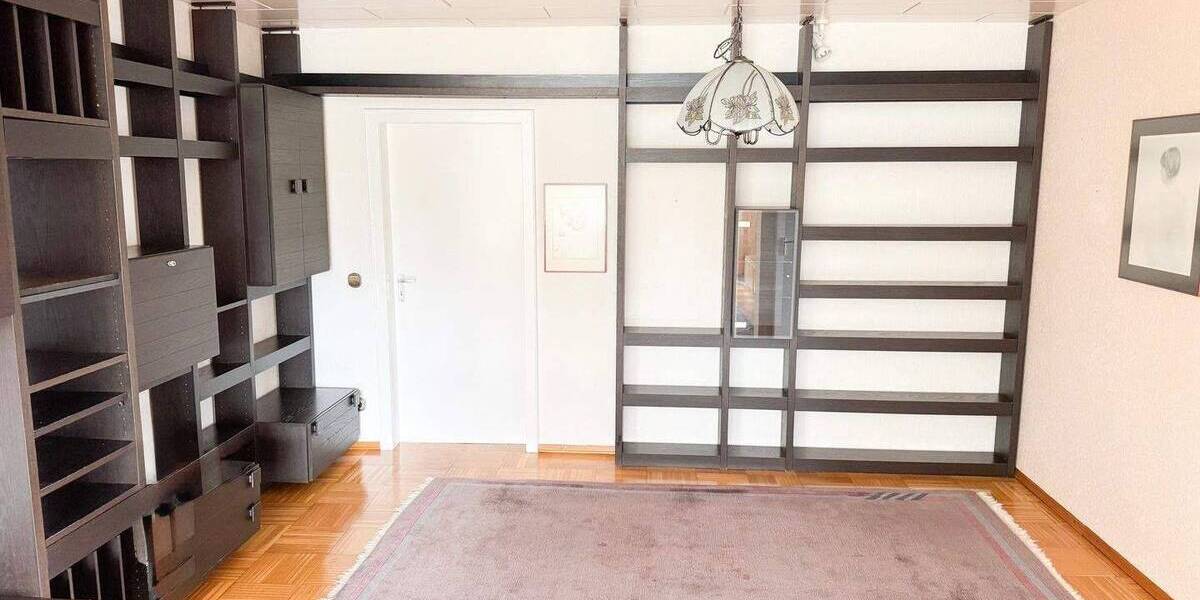 Etagenwohnung Kassel Wolfsanger/Hasenhecke - 3 Zimmer, 148 m&sup2;, 225.000&euro; | Angebot:26908868
