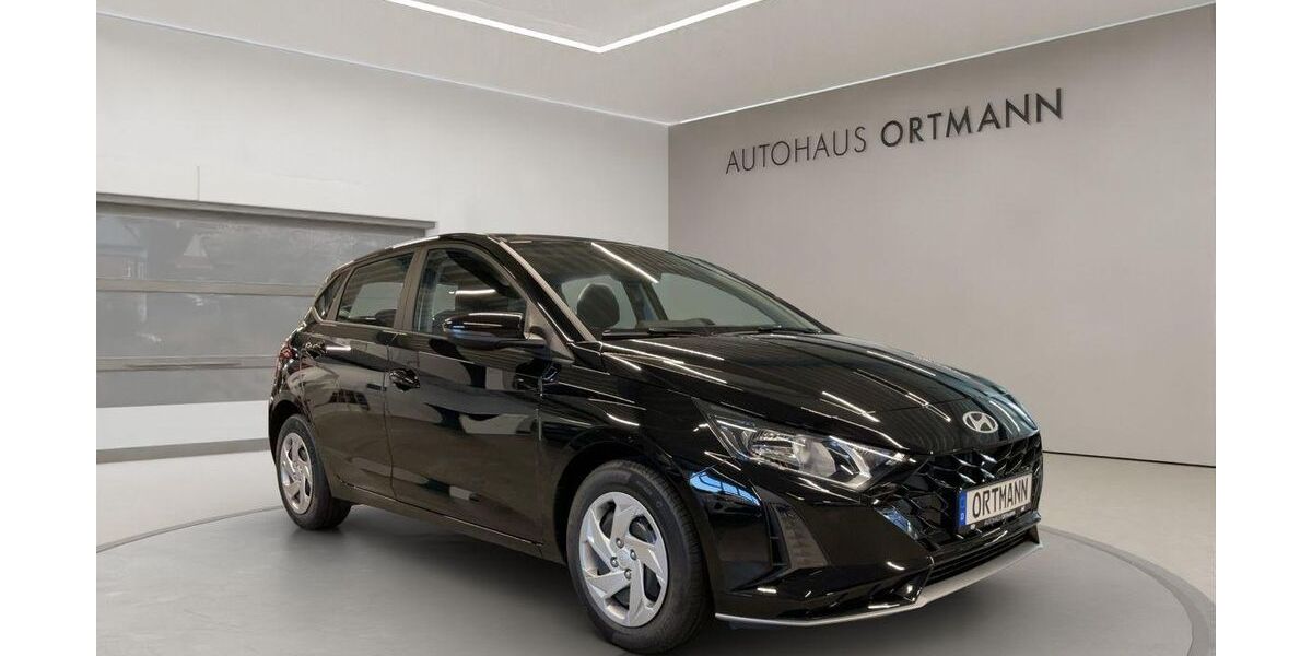 Hyundai i20 5.235 km 19.990 &euro; Wissen 57537