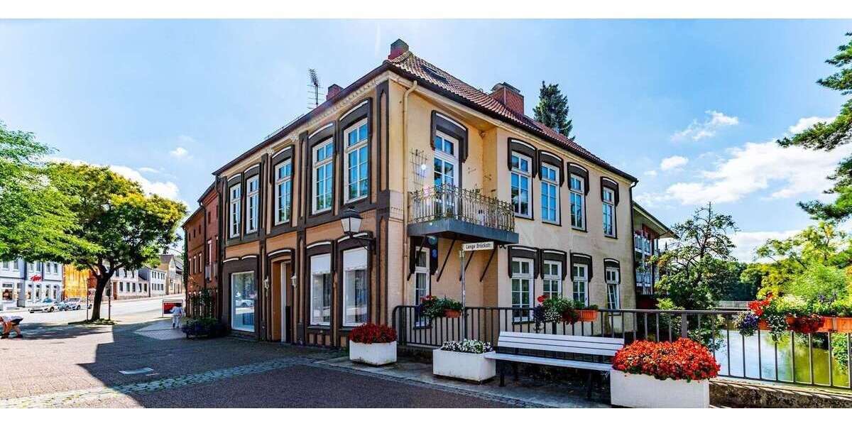 Haus zum Kaufen in Preetz 219.000 € 254 m² 12 zimmer