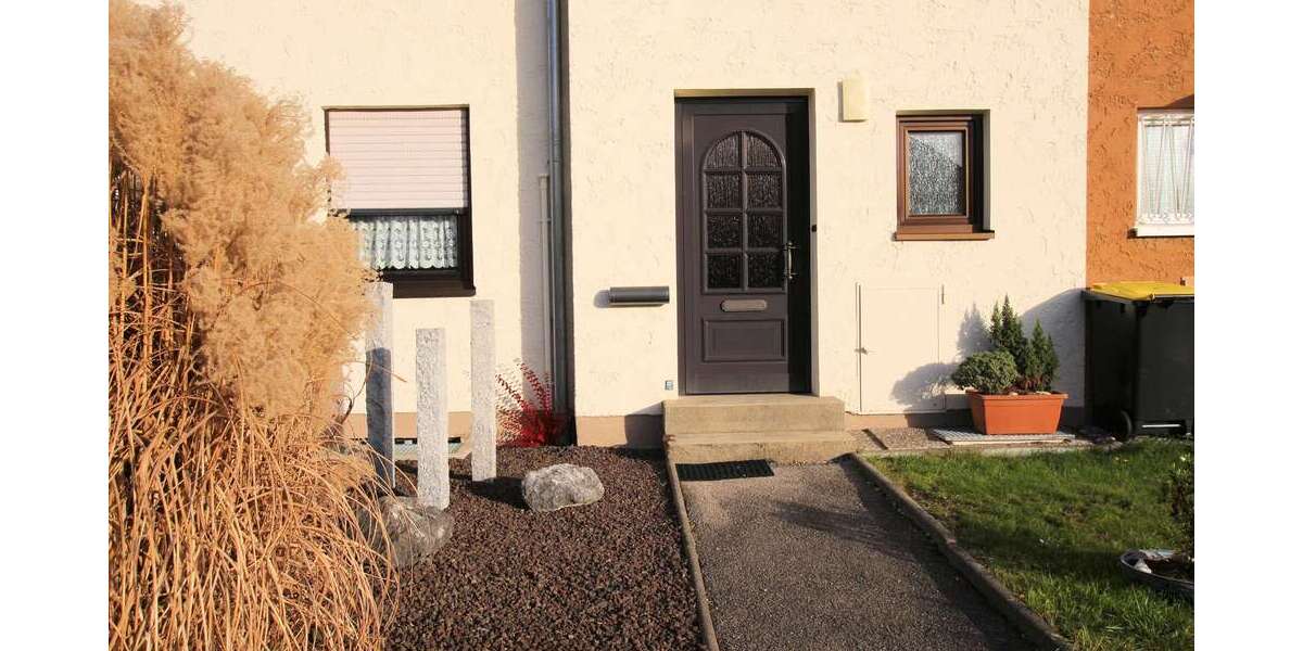 Haus zum Kaufen in Gersthofen 459.000 € 112 m² 6 zimmer