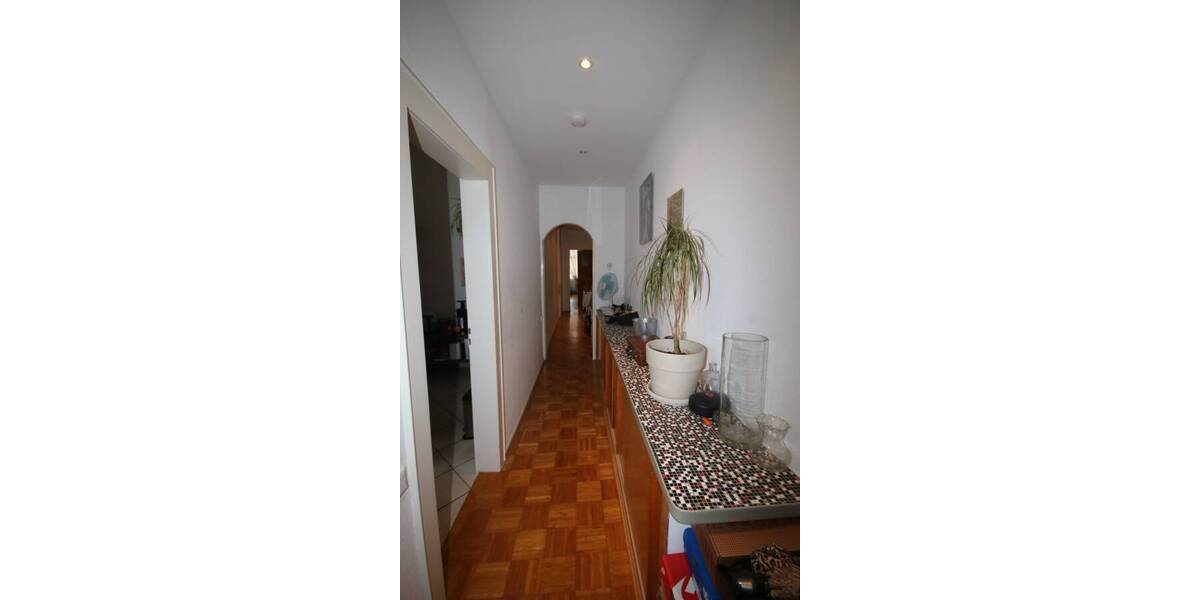 Etagenwohnung Frankfurt am Main Bockenheim - 2 Zimmer, 69 m&sup2;, 1.090&euro; | Angebot:26173783