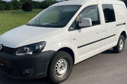 VW Caddy 152.000 km 9.999 &euro; Hohenstein ot Mackenrode 99755