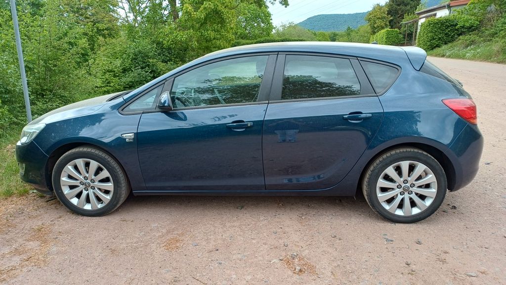 Opel Astra 125.000 km 5.500 &euro; Annweiler am Trifels 76855