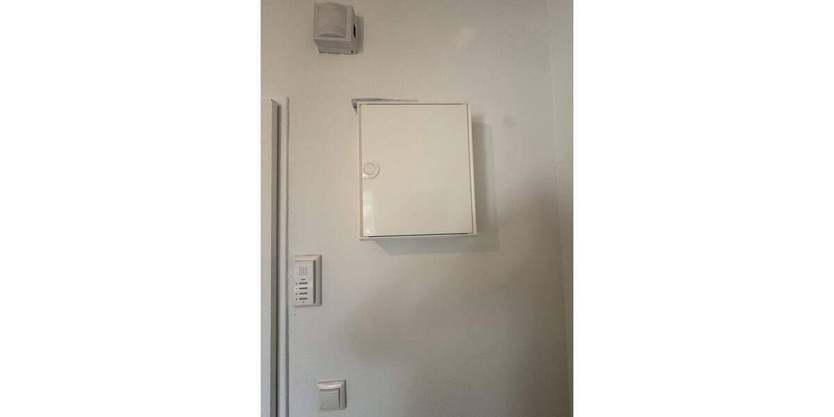 Endlich mal selbst investieren! - Faktor 18-19 Provisionsfreie, SanierteRenovierte 1-Zimmer Wohnung 1 zimmer