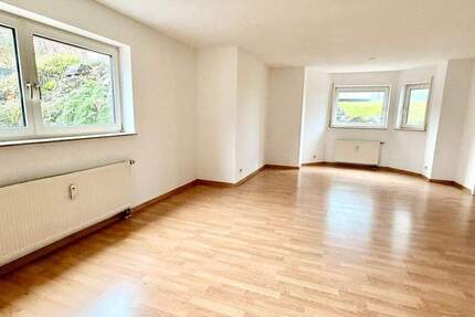 Wohnung Ettenheim - 3 Zimmer, 92 m&sup2;, 900&euro; | Angebot:25703765