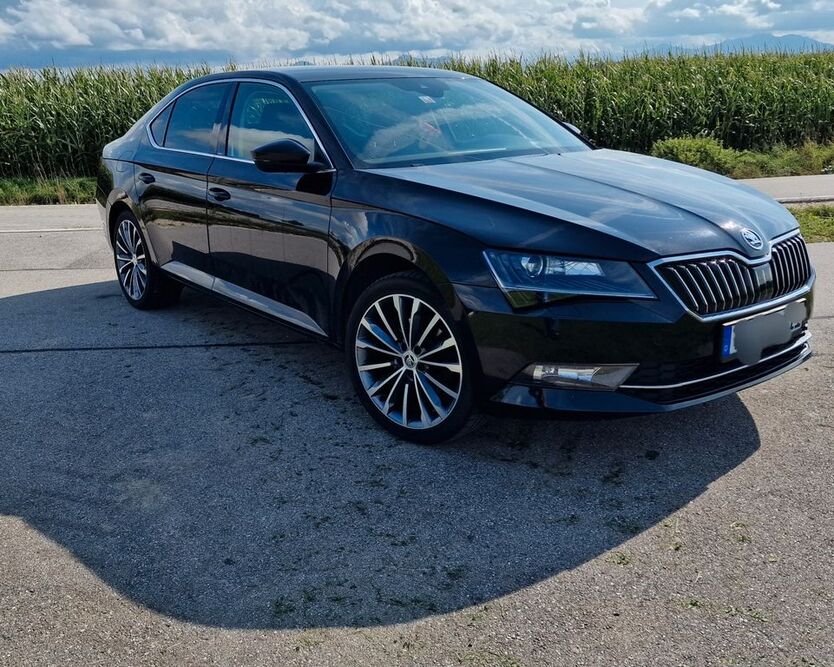 Skoda Superb 146.000 km 15.999 € Traunreut 83301