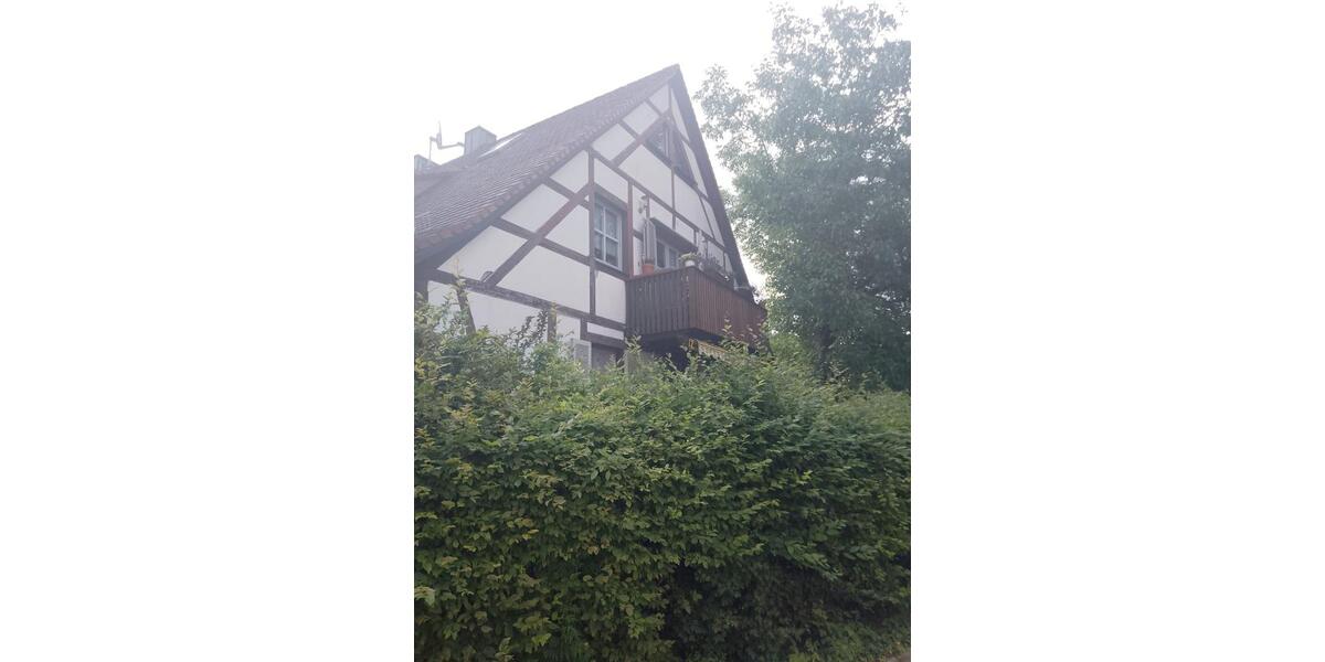 Dachgeschoßwohnung Ebermannstadt - 4 Zimmer, 123 m&sup2;, 950&euro; | Angebot:24354153